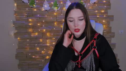 Snapshot of hazel_sullivan chatting on 12/18/24, 07:19 Hazel online show from 12/18/24, 07:19