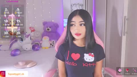 Snapshot of hazelbabee_ chatting on 01/06/26, 09:46 Lynn online show from 01/06/26, 09:46