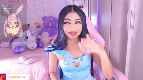 Snapshot of hazelbabee_ chatting on 03/20/26, 07:24 Lynn online show from 03/20/26, 07:24