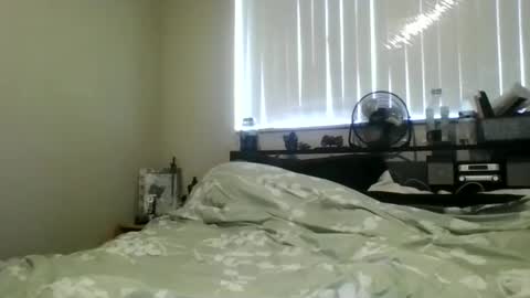 hazelbasil32728 online show from 03/16/26, 04:00