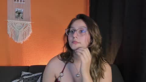 Snapshot of hazelbrownn23 chatting on 01/29/25, 03:33 Hazel Brown online show from 01/29/25, 03:33