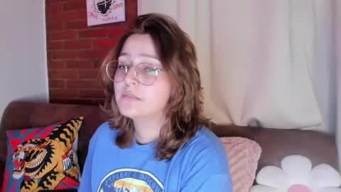 Snapshot of hazelbrownn23 chatting on 09/11/25, 02:55 Hazel Brown online show from 09/11/25, 02:55