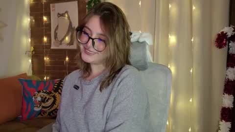 Snapshot of hazelbrownn23 chatting on 01/07/26, 02:58 Hazel Brown online show from 01/07/26, 02:58