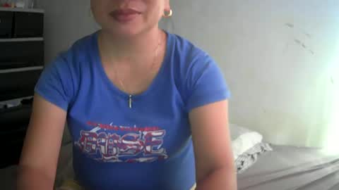 Snapshot of hazeldhane chatting on 12/15/24, 05:34 hazeldhane online show from 12/15/24, 05:34