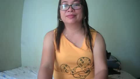 Snapshot of hazeldhane chatting on 01/22/25, 06:10 hazeldhane online show from 01/22/25, 06:10