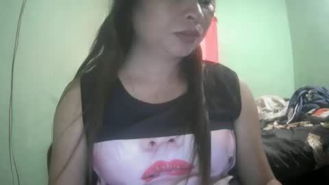 Snapshot of hazeldhane chatting on 01/15/26, 12:26 hazeldhane online show from 01/15/26, 12:26