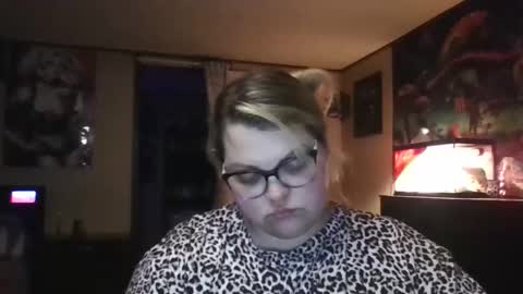 Snapshot of hazeleyez97 chatting on 09/13/25, 03:17 Hazeleyez97 online show from 09/13/25, 03:17