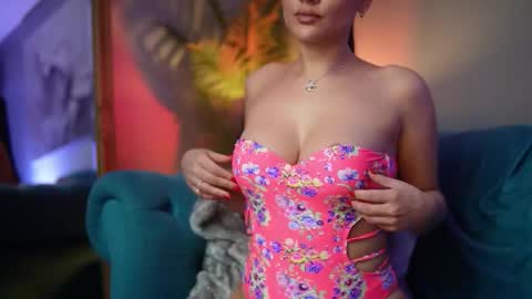  Hazel  online show from 11/30/25, 07:18