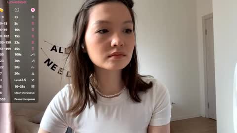 Snapshot of hazelhartshorn chatting on 05/30/26, 12:13 Kira online show from 05/30/26, 12:13