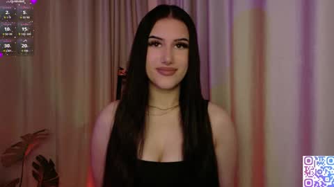 Snapshot of hazelhayess chatting on 04/16/26, 04:08 hazelhayess online show from 04/16/26, 04:08