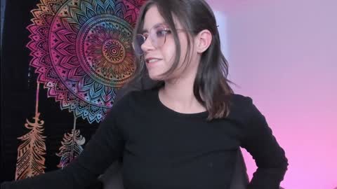 HazelKush online show from 12/19/24, 08:44