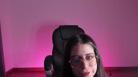 HazelKush online show from 10/14/25, 09:59