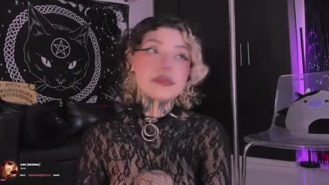 Snapshot of hazellwitch chatting on 04/03/26, 02:26 Hazell Witch online show from 04/03/26, 02:26