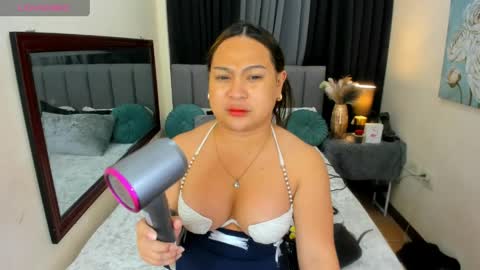 Snapshot of hazelmadonna chatting on 03/27/26, 10:04 HAZEL MADONNA online show from 03/27/26, 10:04