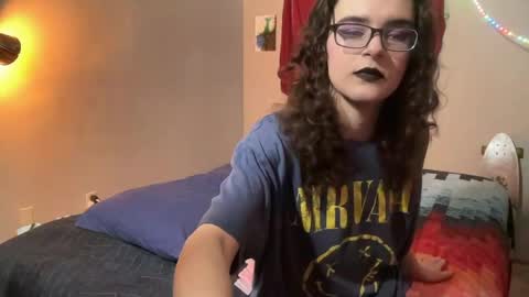 Snapshot of hazelpeppermint chatting on 05/28/26, 04:48 Hazel online show from 05/28/26, 04:48
