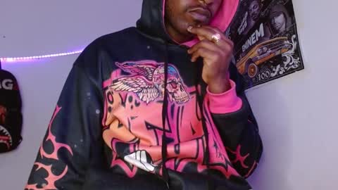 Snapshot of hazlan_420 chatting on 04/09/26, 12:43 hazlan_420 online show from 04/09/26, 12:43