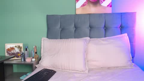 HAZZ SMITH online show from 12/15/25, 12:53