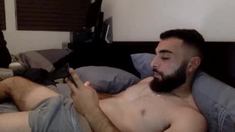 Snapshot of hbabian chatting on 10/30/25, 07:21 hbabian online show from 10/30/25, 07:21