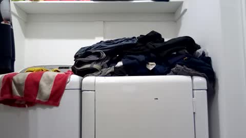 hdrsh08 online show from 11/27/25, 07:27