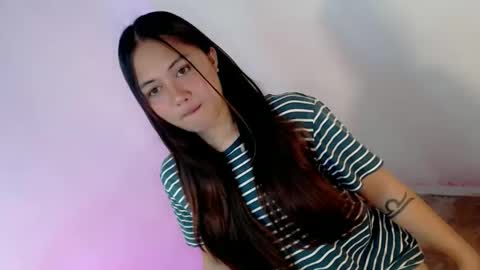 Snapshot of heart_of_asia chatting on 03/23/26, 01:37 Yoshin online show from 03/23/26, 01:37