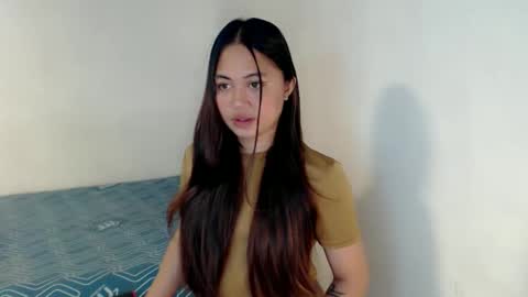 Snapshot of heart_of_asia chatting on 04/22/26, 04:48 Yoshin online show from 04/22/26, 04:48