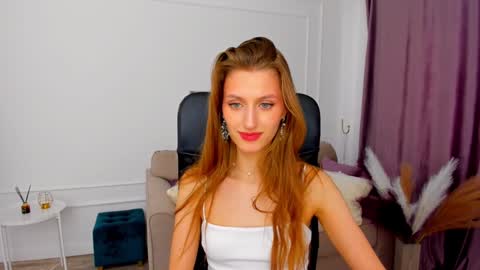 heartedlove_1 online show from 02/06/25, 12:05