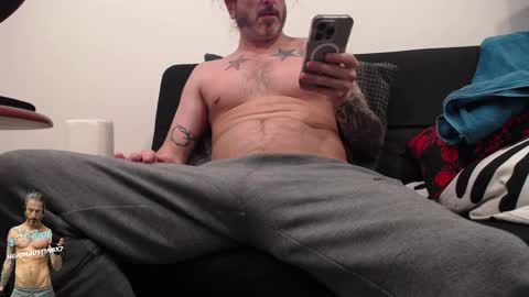 Snapshot of heathaustin8bi7 chatting on 05/18/26, 07:31 Heath Austin online show from 05/18/26, 07:31