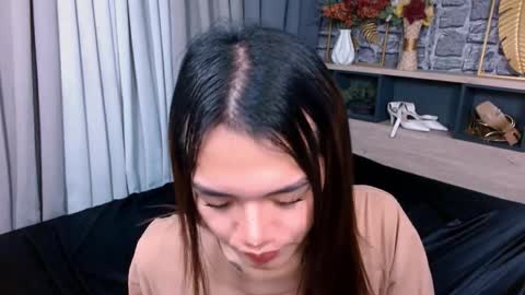 HEATHER online show from 02/16/26, 09:33