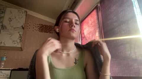 Snapshot of heatherwillman chatting on 03/24/26, 12:10 Lili online show from 03/24/26, 12:10