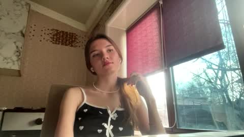 Snapshot of heatherwillman chatting on 03/28/26, 01:11 Lili online show from 03/28/26, 01:11