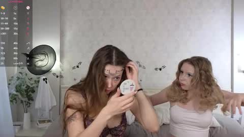 Snapshot of heathimogene chatting on 11/01/25, 02:02 Hi everyone i am Alice pls dont be rude fav patterns 77 99 111 222 333 online show from 11/01/25, 02:02