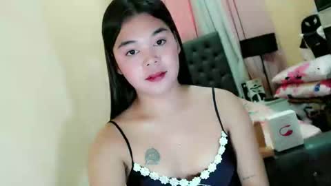 Snapshot of heatmusex_ chatting on 03/26/26, 11:10 Kylene3 online show from 03/26/26, 11:10