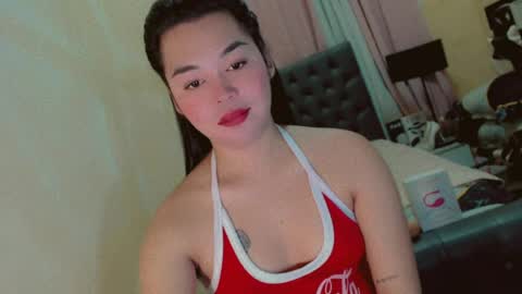 Snapshot of heatmusex_ chatting on 06/12/26, 08:08 Kylene3 online show from 06/12/26, 08:08