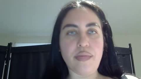 heatwavee online show from 02/13/25, 01:05