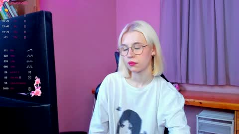 Our names are Anette and Alice online show from 12/22/24, 02:49