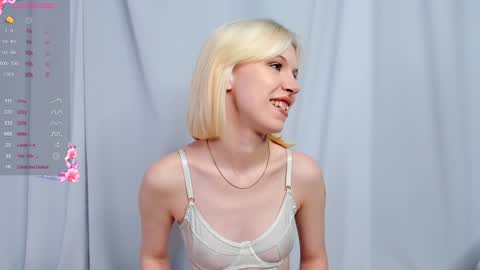 Our names are Anette and Alice online show from 12/25/24, 02:56