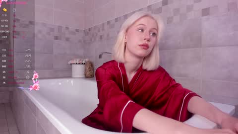 Our names are Anette and Alice online show from 01/09/25, 03:55