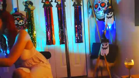 Heavenllyy online show from 11/22/25, 02:10