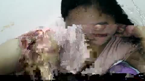 Snapshot of heavenlyeyes69 chatting on 12/29/24, 12:41 heavenlyeyes69 online show from 12/29/24, 12:41