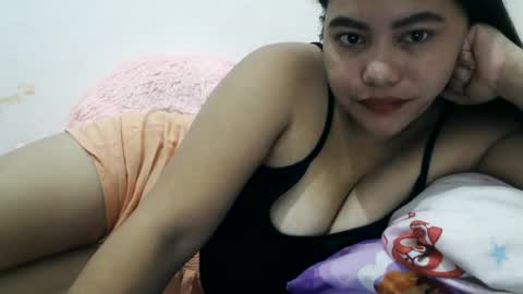 Snapshot of heavenlyeyes69 chatting on 01/17/25, 08:11 heavenlyeyes69 online show from 01/17/25, 08:11