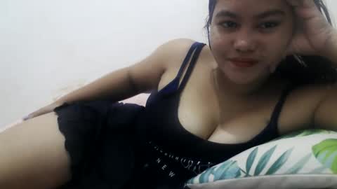 Snapshot of heavenlyeyes69 chatting on 10/26/25, 08:04 heavenlyeyes69 online show from 10/26/25, 08:04