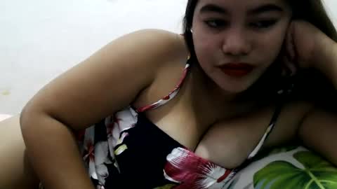 Snapshot of heavenlyeyes69 chatting on 03/15/26, 08:59 heavenlyeyes69 online show from 03/15/26, 08:59