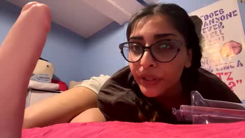 Snapshot of heavensbunny chatting on 12/25/24, 10:16 heaven the muslim slut online show from 12/25/24, 10:16