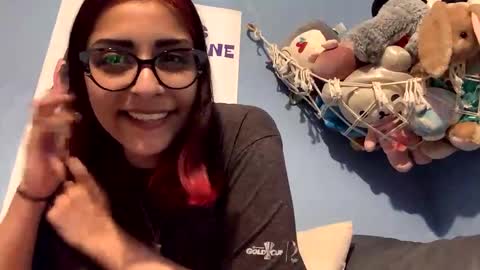 Snapshot of heavensbunny chatting on 01/02/25, 12:34 heaven the muslim slut online show from 01/02/25, 12:34