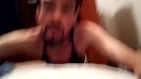 Snapshot of hebermiranda19 chatting on 02/01/26, 04:33 hebermiranda19 online show from 02/01/26, 04:33