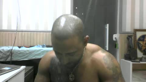 Snapshot of hebertgomes chatting on 01/16/25, 01:06 hebertgomes online show from 01/16/25, 01:06