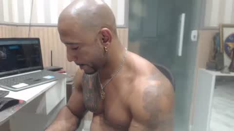 Snapshot of hebertgomes chatting on 09/13/25, 09:36 hebertgomes online show from 09/13/25, 09:36