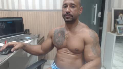 Snapshot of hebertgomes chatting on 10/26/25, 09:53 hebertgomes online show from 10/26/25, 09:53