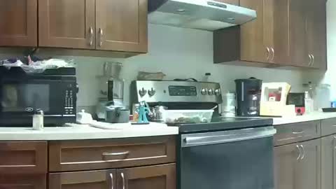 HE Black online show from 10/10/25, 07:13