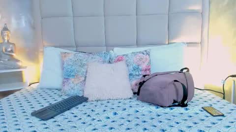 Keira Hecate online show from 01/07/26, 07:38